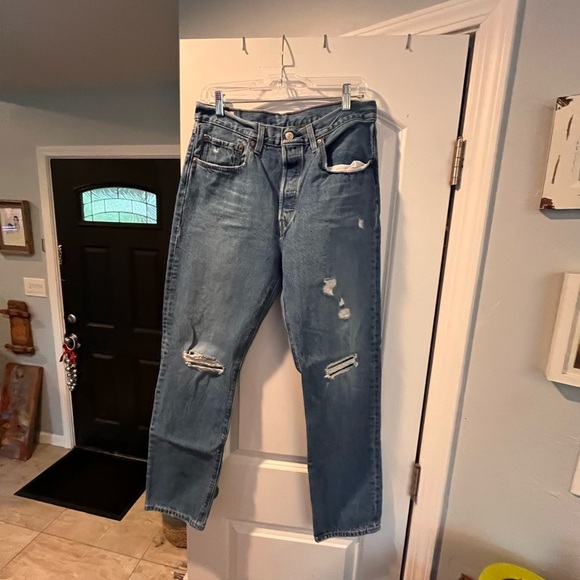 ~Levi’s 501~ Jeans - Size 30 - Picture 1 of 9